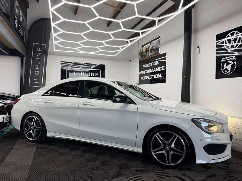 Used Mercedes CLA200 AMG 136 HP (100 kW) 2014 White Sedan