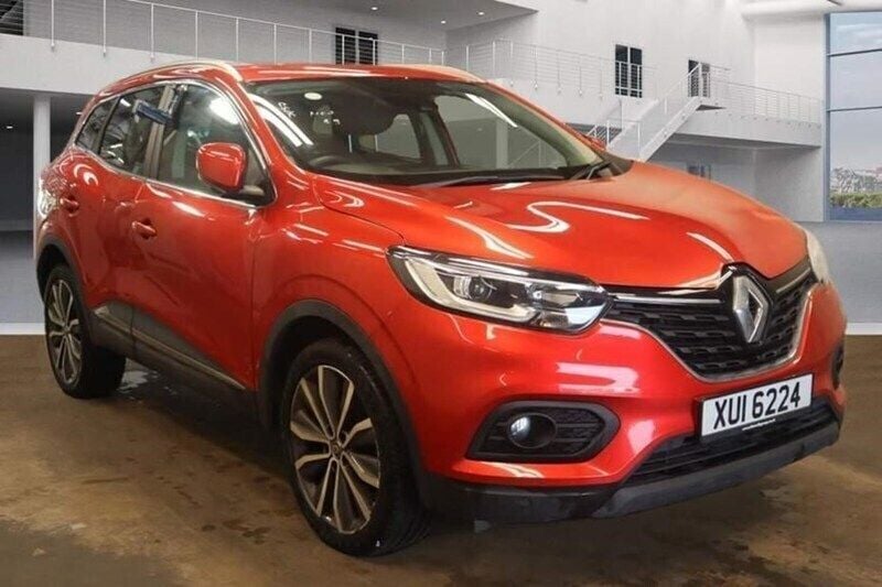 Red Used 2020 Renault Kadjar Iconic SUV | £11,990 (Super price) - Image 1/1