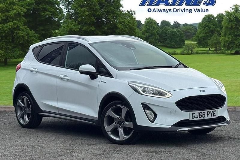 Used Ford Fiesta Active 100 HP (73 kW) 2018 White Hatchback