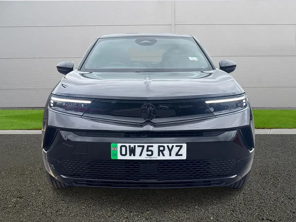 Used Vauxhall Mokka 114 kW (156 HP) 2025 Black SUV