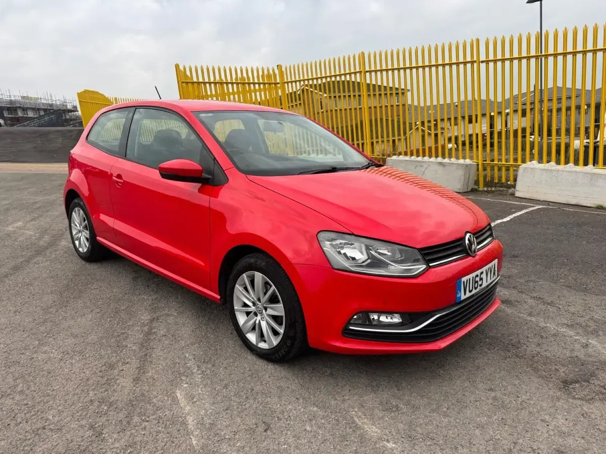 Used VW Polo SE 2015 Red Hatchback
