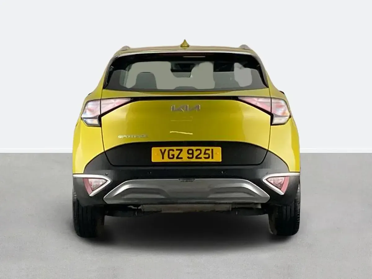 Used Kia Sportage 148 HP (108 kW) 2023 Yellow SUV