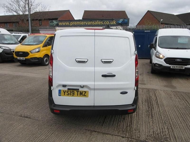 Begagnad Ford Transit Connect S 100 HK (73 kW) 2019 Vit Minibuss