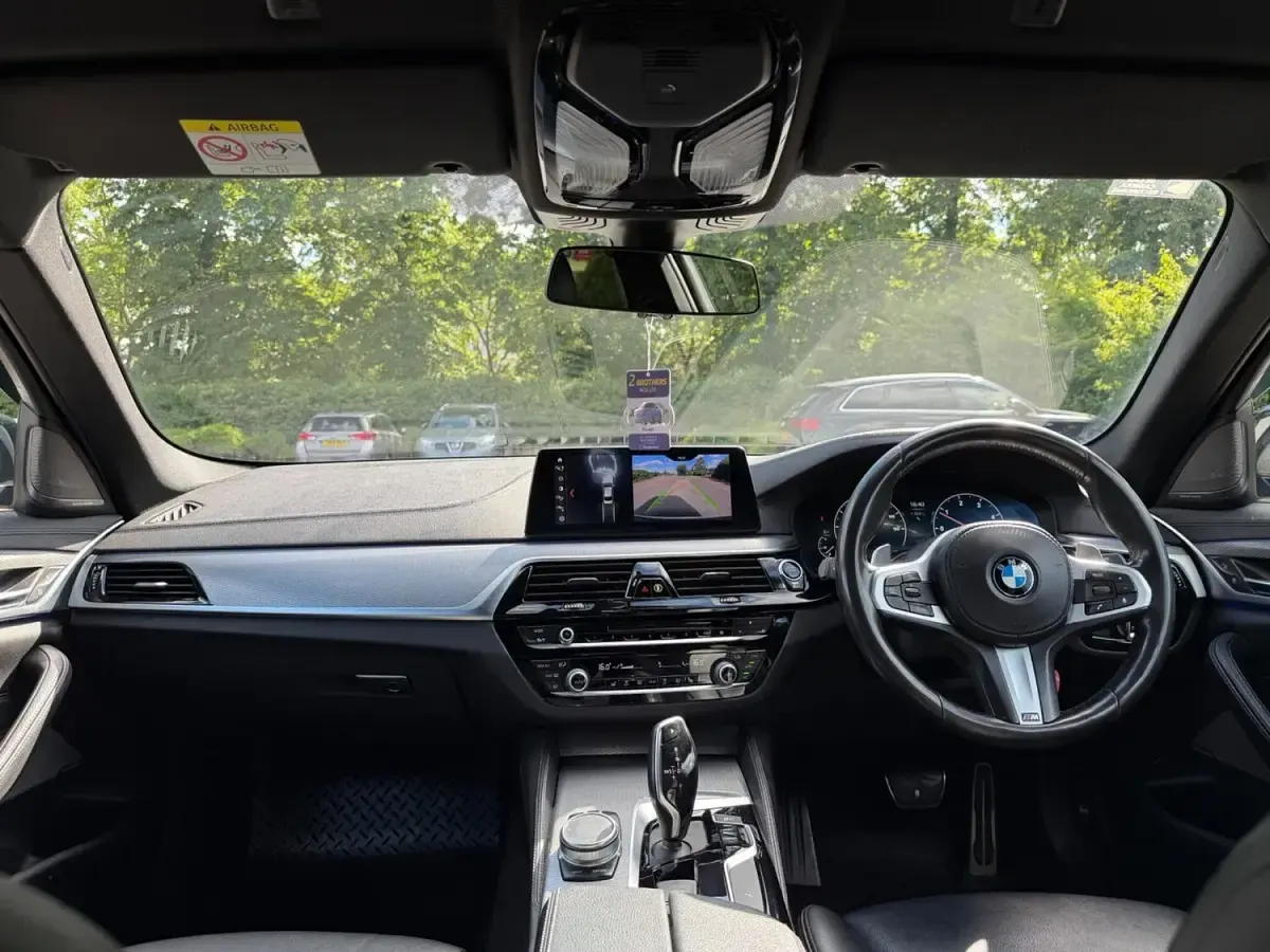 Used BMW 520 M Sport 187 HP (137 kW) 2019 White Sedan