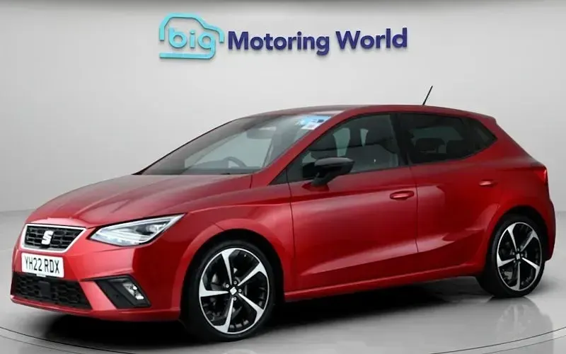 Usado Seat Ibiza FR Sport 110 CV (80 kW) 2022 Utilitario