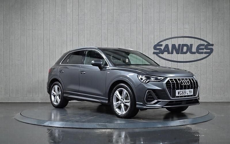 Używany Audi Q3 S-Line 150 KM (110 kW) 2023 SUV