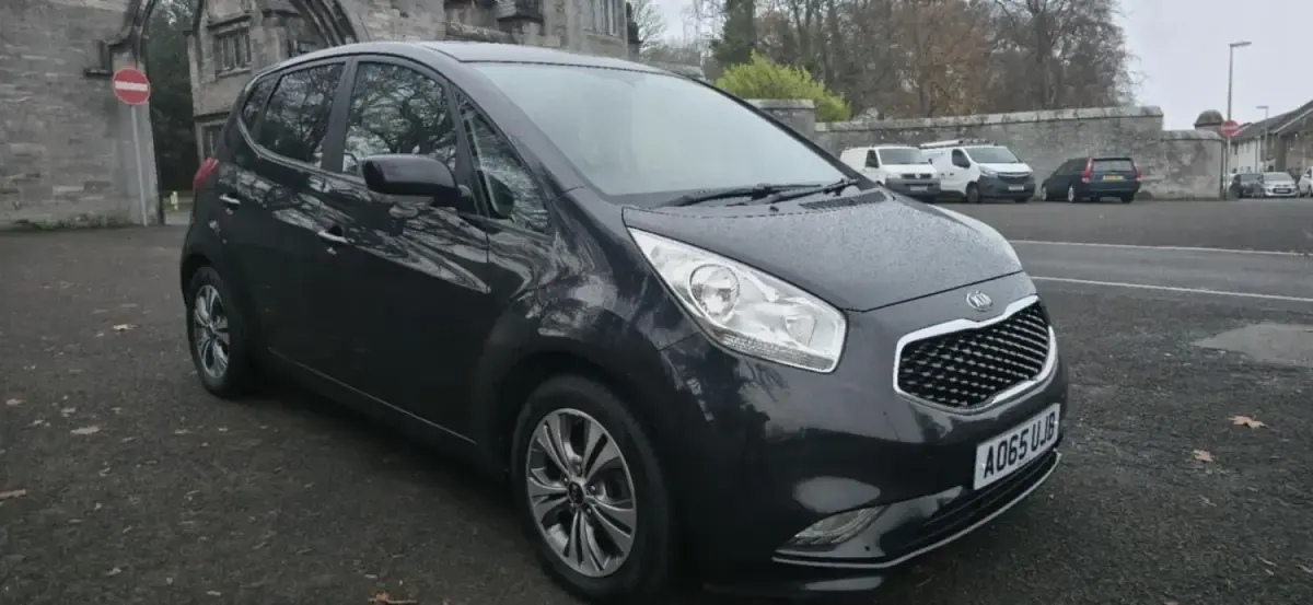 Used Kia Venga 123 HP (90 kW) 2015 Black Hatchback