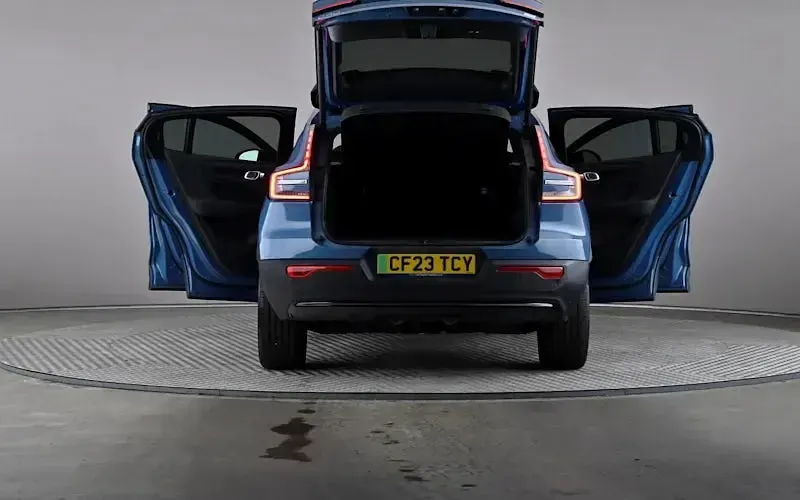 Used Volvo C40 Plus 169 kW (231 HP) 2023 Blue SUV