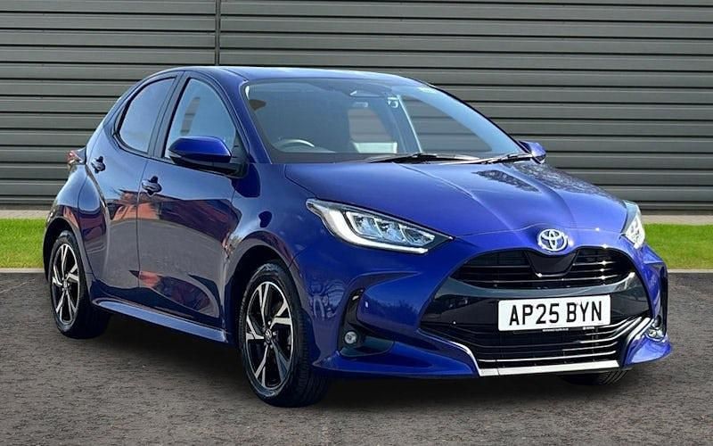 Used Toyota Yaris Hybrid Design 116 HP (85 kW) 2026 Hatchback