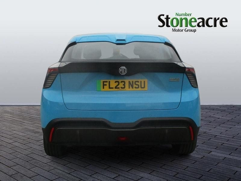 Used MG MG4 EV SE 125 kW (170 HP) 2023 Blue Hatchback