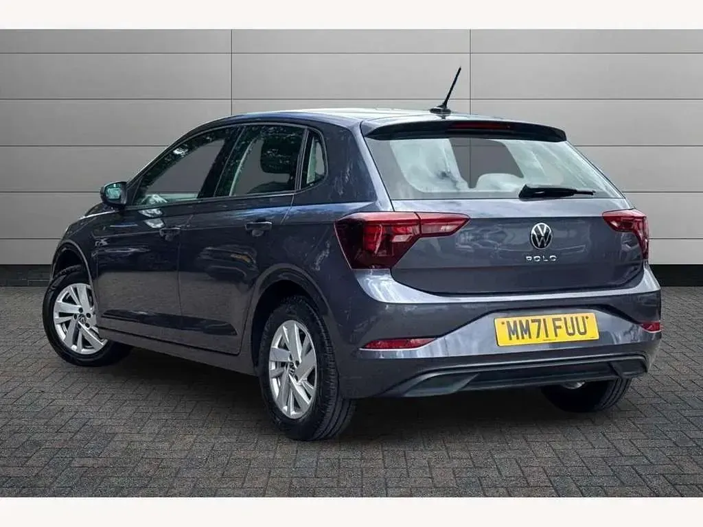 Used VW Polo Life 95 HP (69 kW) 2022 Smokey grey Hatchback