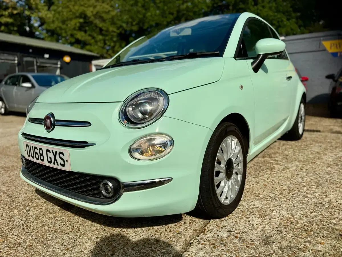 Used Fiat 500 Lounge 69 HP (50 kW) 2018 Green Hatchback