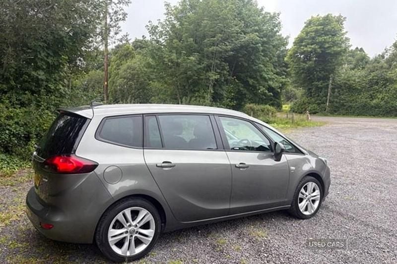 Used 2018 Vauxhall Zafira Tourer SRi MPV | £8,495 (Fair price) - Image 1/1
