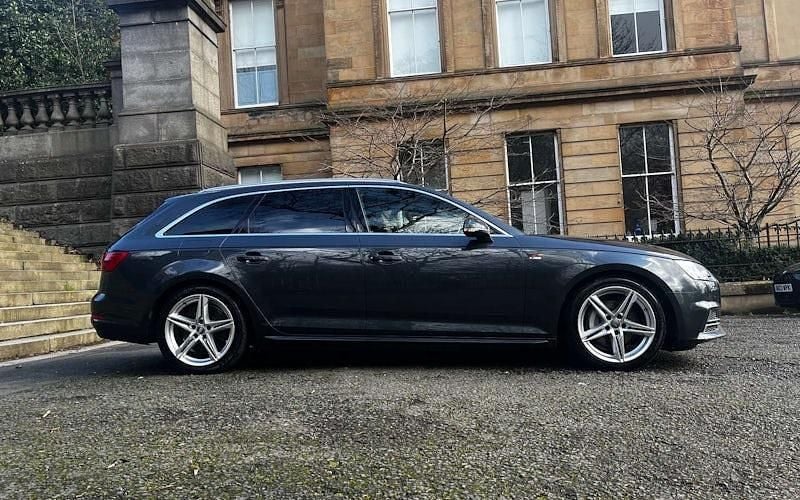 Used Audi A4 S-Line 190 HP (139 kW) 2017 Grey Estate