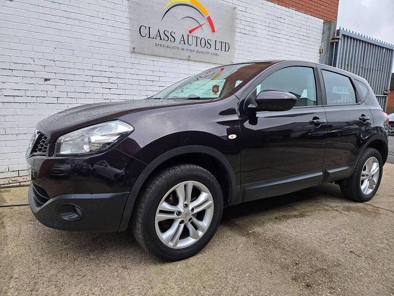 Used Nissan Qashqai Acenta 110 HP (80 kW) 2013 Black SUV