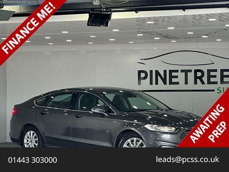 Used Ford Mondeo Titanium 120 HP (88 kW) 2018 Grey Hatchback