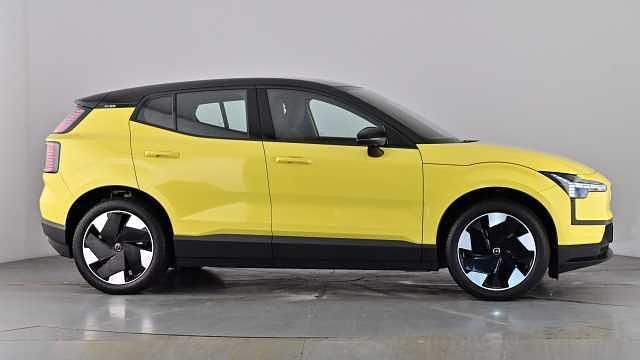 Usado Volvo EX30 Plus 200 kW (272 HP) 2024 Amarelo SUV