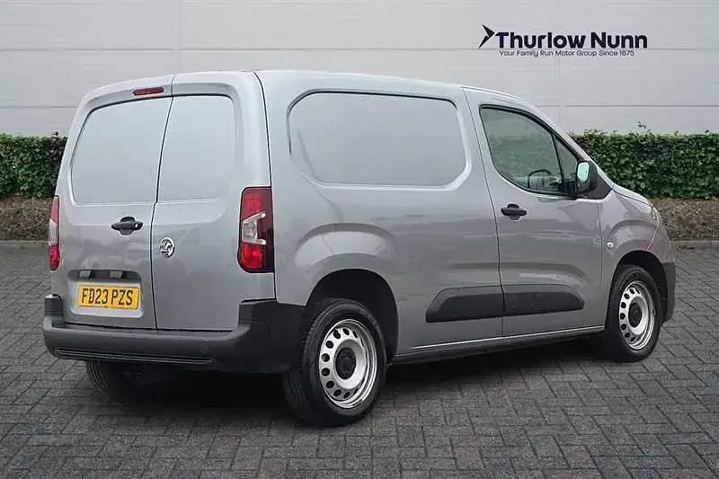 Used Vauxhall Combo 100 HP (73 kW) 2023 Grey MPV