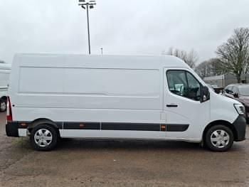Used Renault Master 2023 White MPV