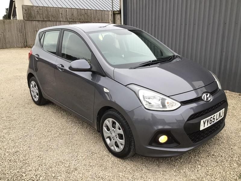 Used Hyundai i10 SE 83 HP (61 kW) 2015 Grey Hatchback