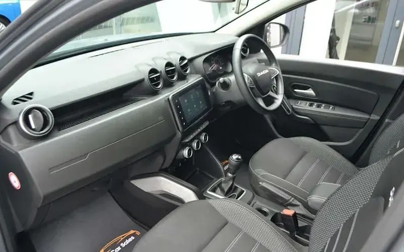 Used Dacia Duster Journey 130 HP (95 kW) 2023 Grey SUV