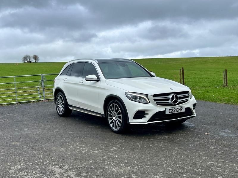 Used Mercedes GLC250 AMG Line Premium 2018 White Estate