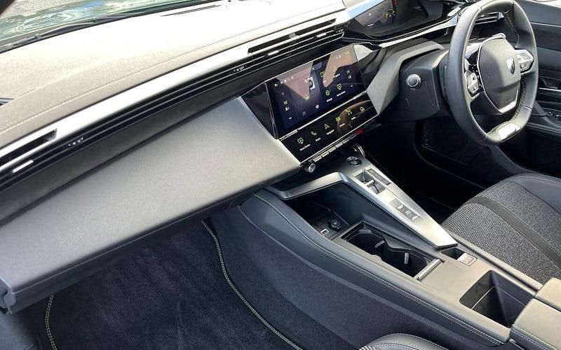 Used Peugeot 308 GTi 131 HP (96 kW) 2025 Hatchback