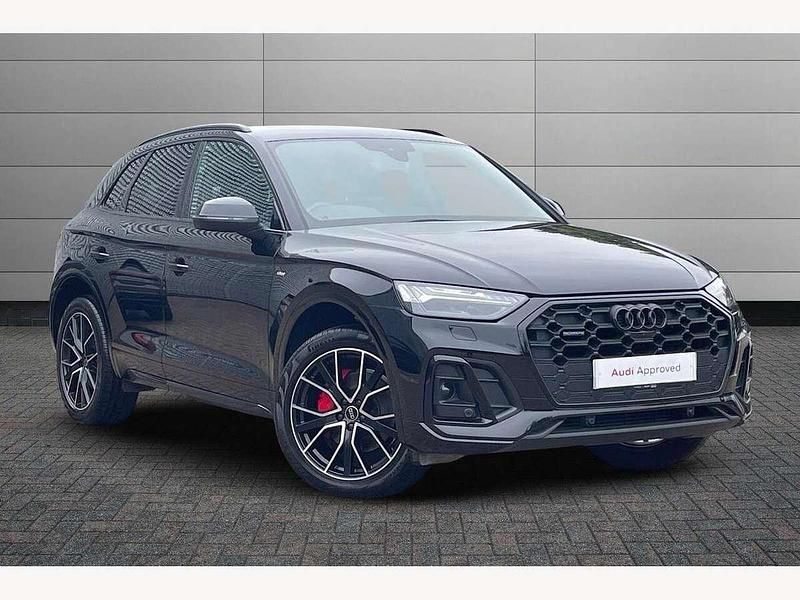 Black Used 2022 Audi Q5 Comfort SUV | £37,495 (Fair price) - Image 1/4