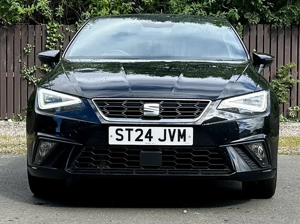 Used Seat Ibiza FR Sport 113 HP (83 kW) 2024 Black Hatchback