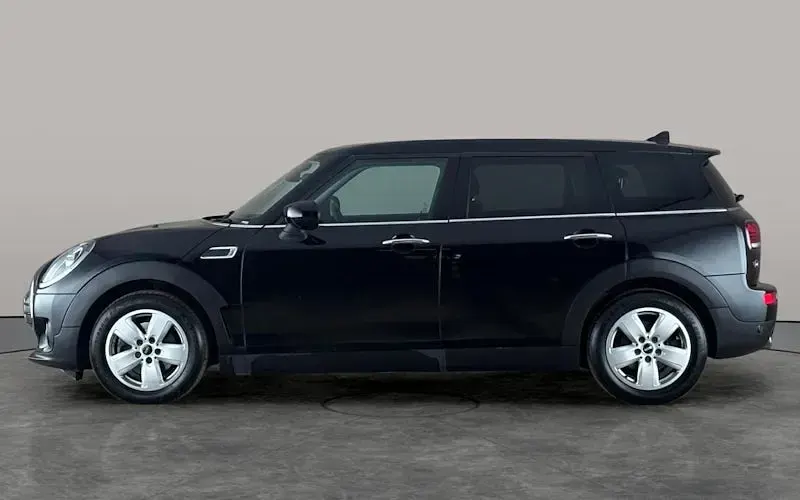 Used Mini Cooper Clubman Classic 136 HP (100 kW) 2020 Black Estate