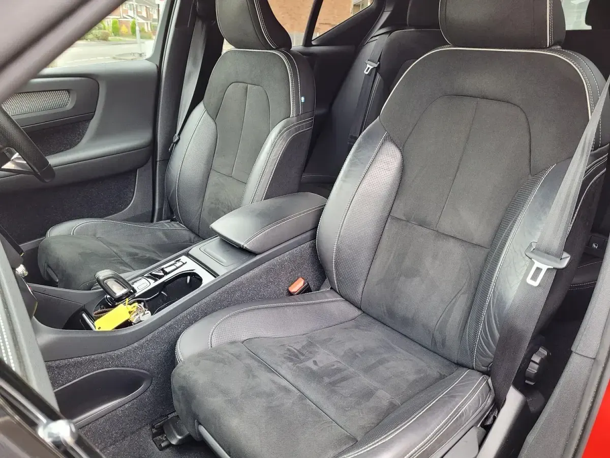Used Volvo XC40 R-Design 2020 Red SUV