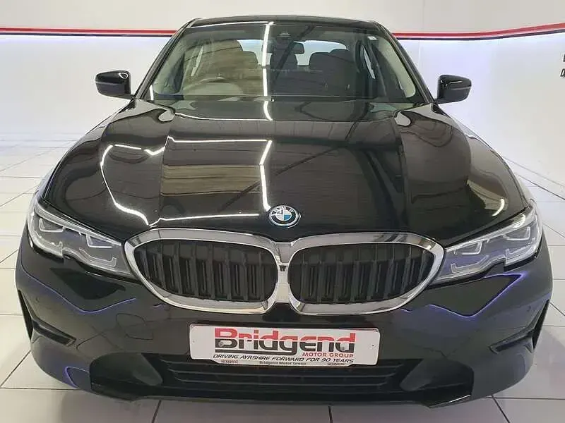 Used BMW 330e Comfort Edition 292 HP (214 kW) 2022 Black Sedan