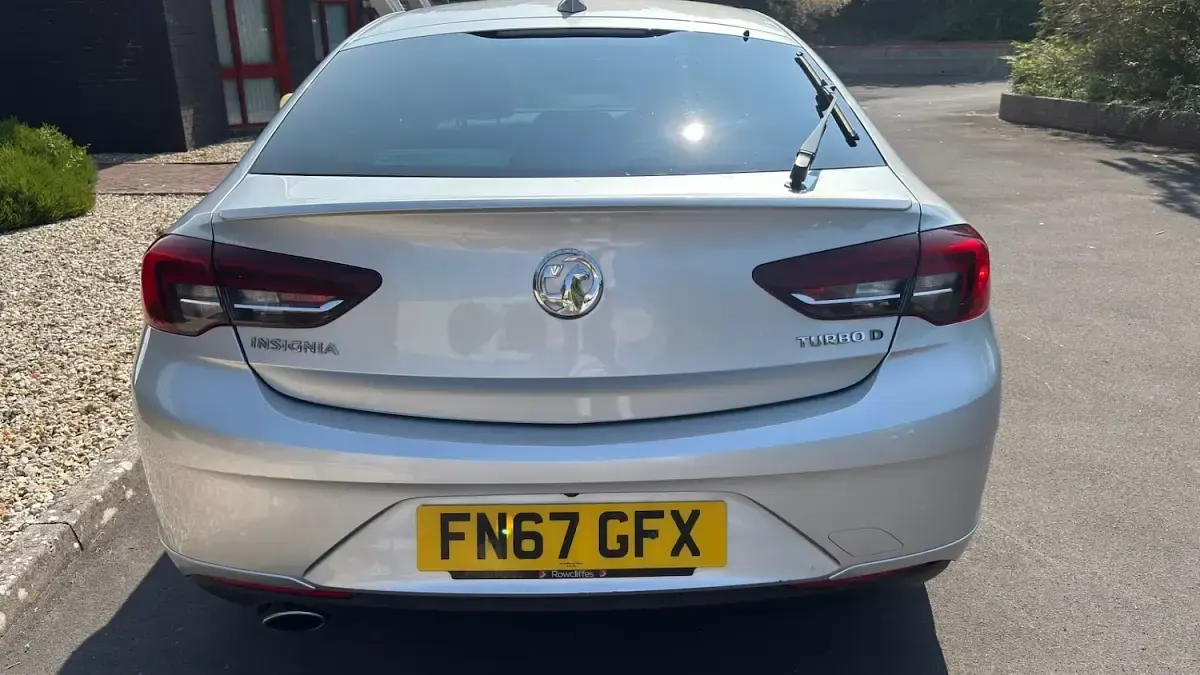 Used Vauxhall Insignia SRi 2017 Silver Hatchback