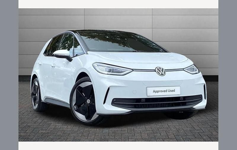 White New 2025 VW ID.3 Pro Hatchback | £29,750 (A bit pricey) - Image 1/4