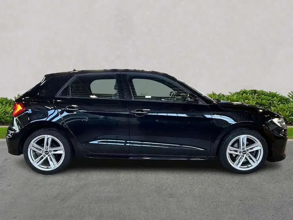 Used Audi A1 S-Line 110 HP (80 kW) 2023 Black SUV