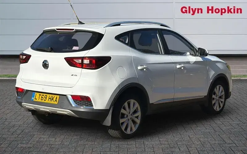 Used MG ZS Excite 106 HP (77 kW) 2019 White SUV