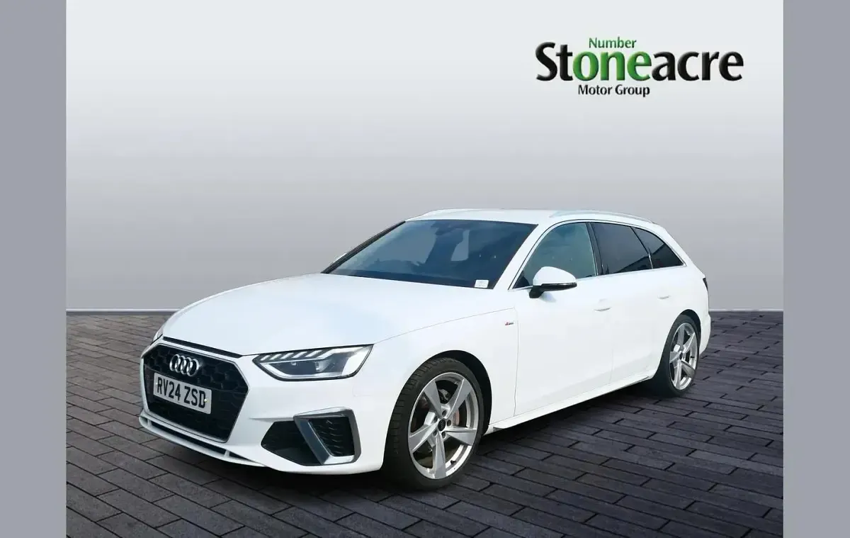 Used Audi A4 S-Line 204 HP (150 kW) 2024 White Estate