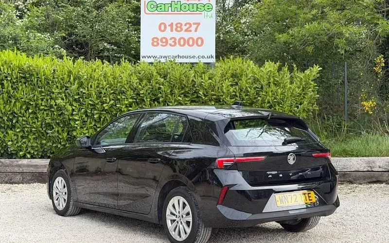 Used Vauxhall Astra Design Edition 131 HP (96 kW) 2025 Hatchback