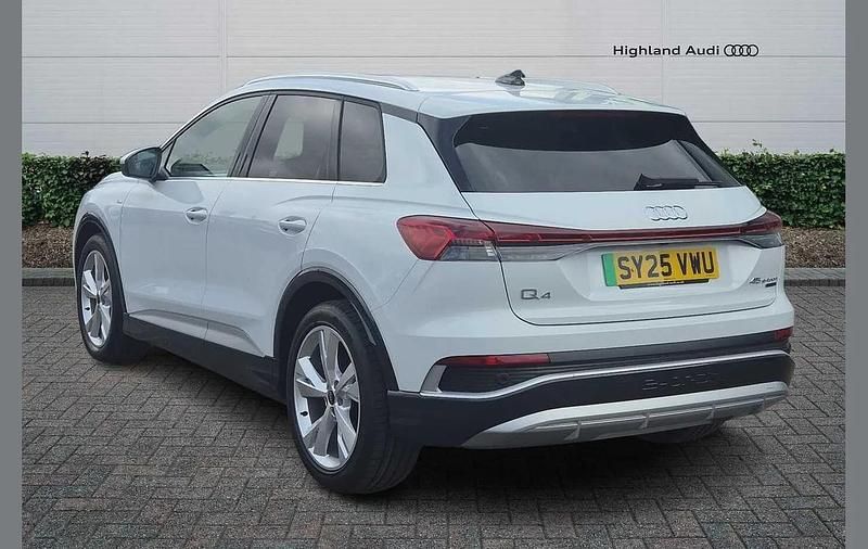 Used Audi Q4 e-tron S-Line 210 kW (286 HP) 2025 White SUV