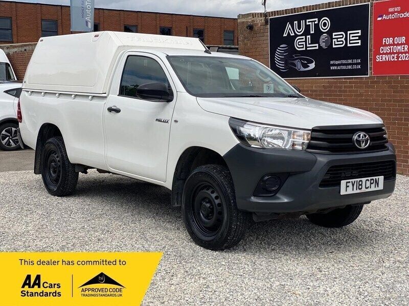 White Used 2018 Toyota HiLux Active Pickup | £13,990 (A bit pricey) - Image 1/3