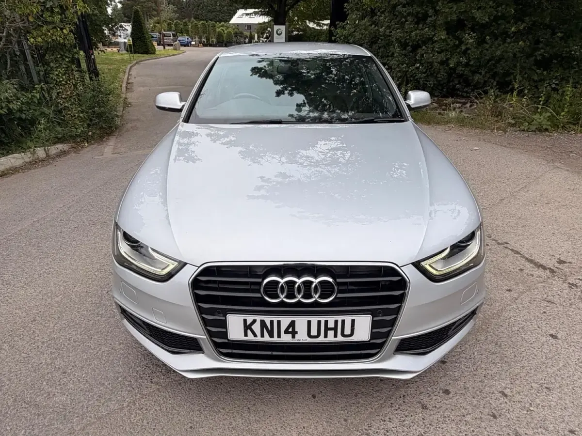 Used Audi A4 S-Line 170 HP (125 kW) 2014 Silver Sedan
