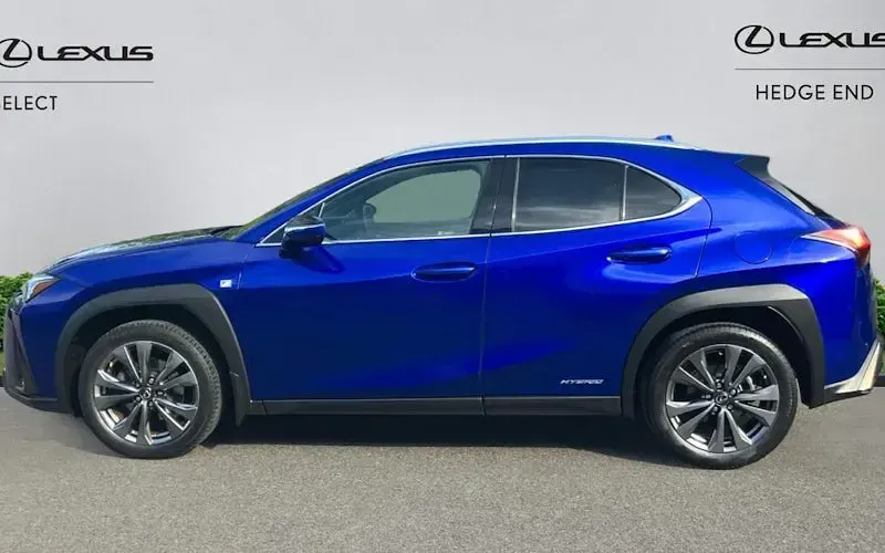 Used Lexus UX Sport Line 184 HP (135 kW) 2021 Azure blue SUV