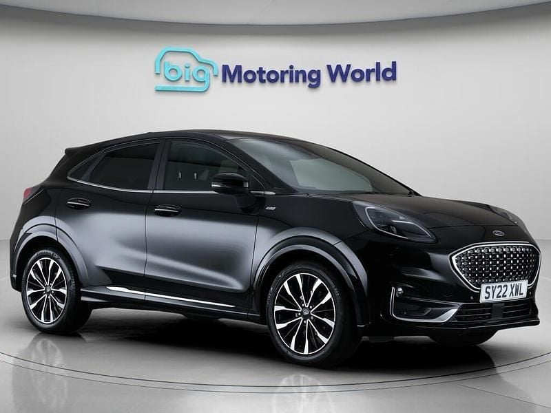 Black Used 2022 Ford Puma Gen-E ST-Line SUV | £14,800 (Fair price) - Image 1/4