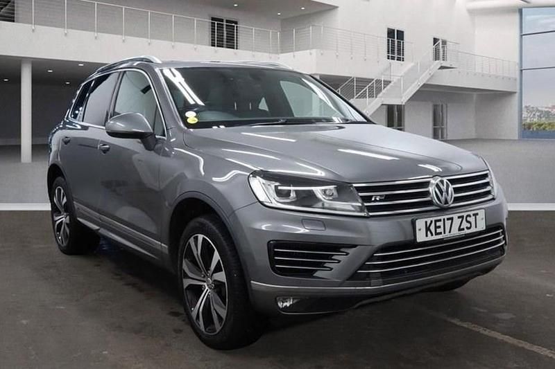 Grey Used 2017 VW Touareg R-line SUV | £16,995 - Image 1/1