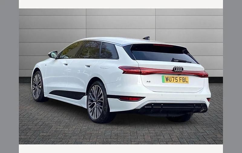 Used Audi e-tron S-Line 210 kW (286 HP) 2025 White SUV