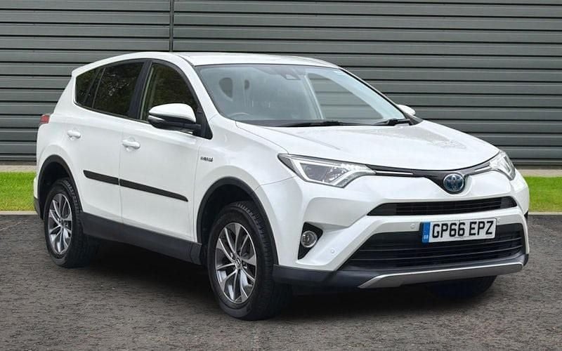 Usado Toyota RAV4 Business Edition 197 HP (144 kW) 2017 SUV