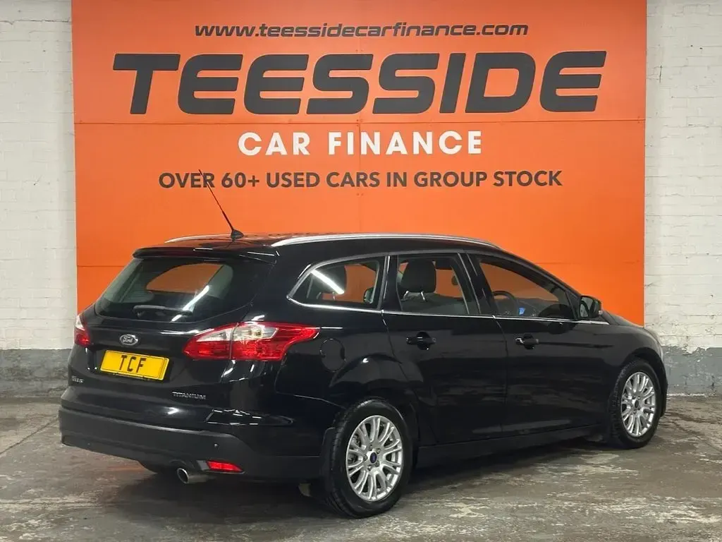 Used Ford Focus Titanium 140 HP (102 kW) 2011 Black Estate