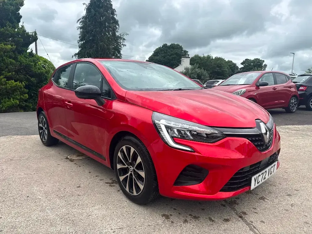 Used Renault Clio Evolution 2023 Red Hatchback