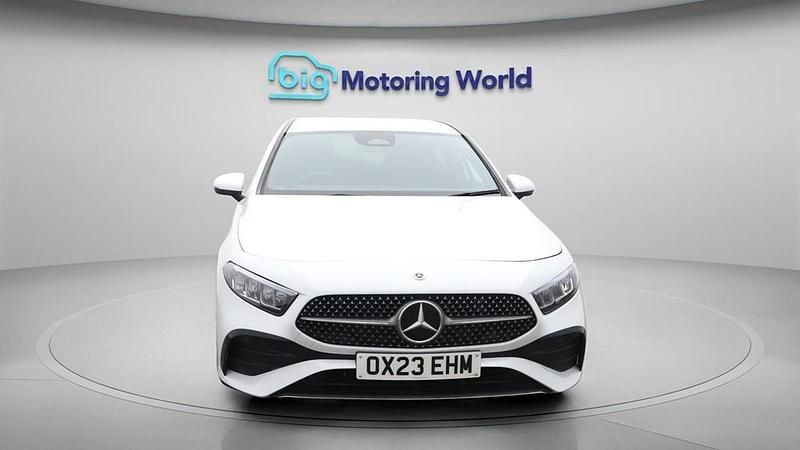 Used Mercedes A200 Executive 177 HP (130 kW) 2023 White Hatchback