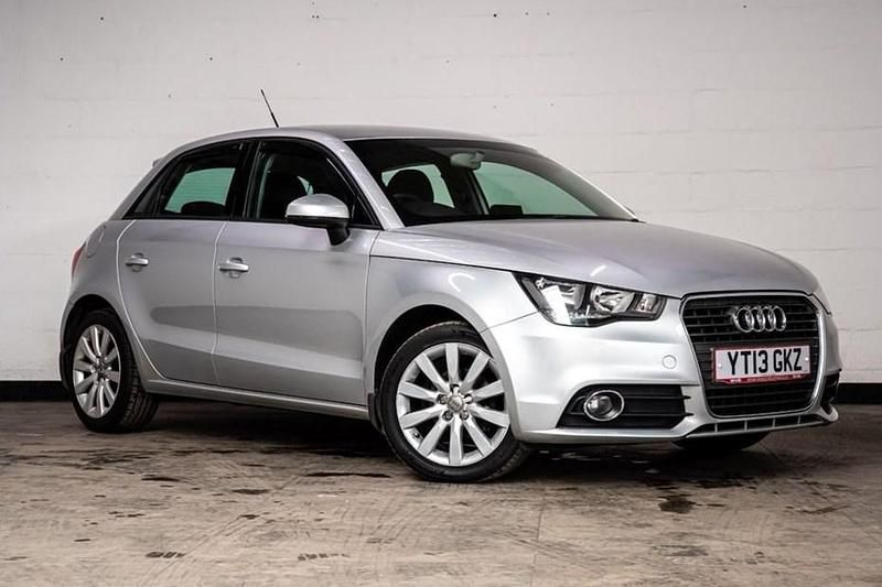 Used Audi A1 Sportback Sport 86 HP (63 kW) 2013 Silver Hatchback